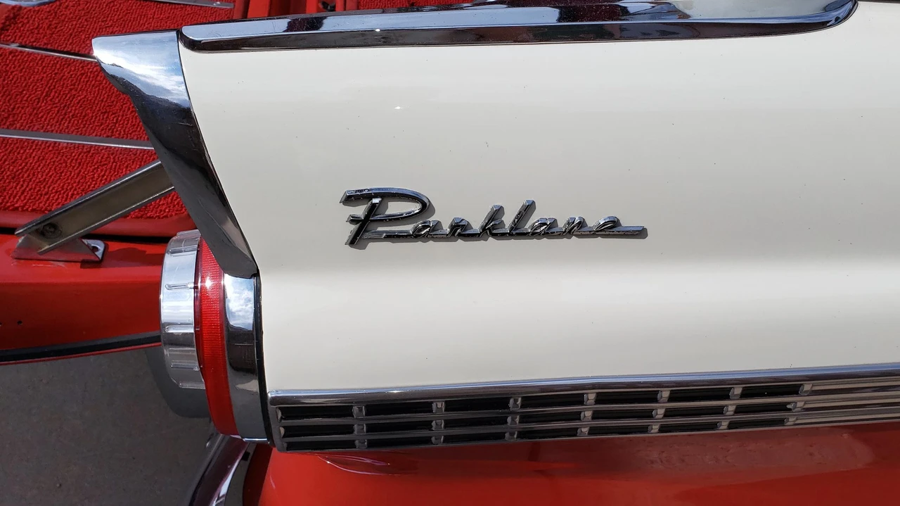 1956 Ford Customline - Image 23 of 31