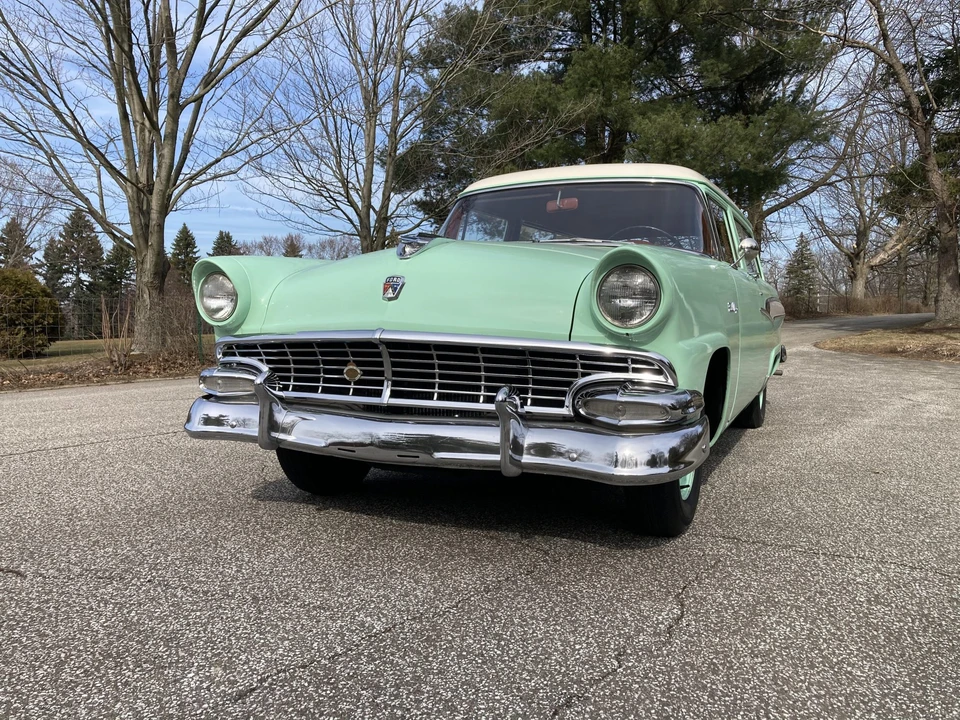 1956 Ford Customline - Image 8 of 31