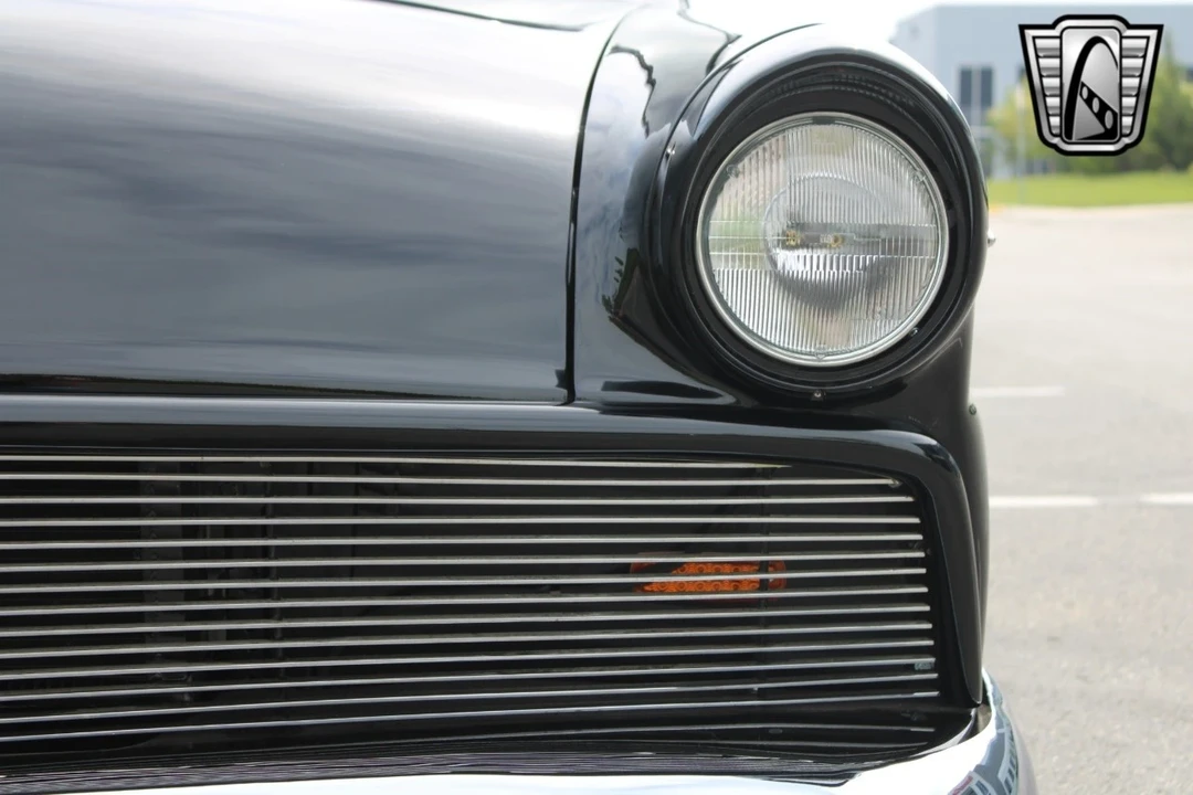 1956 Ford Customline - Image 11 of 12