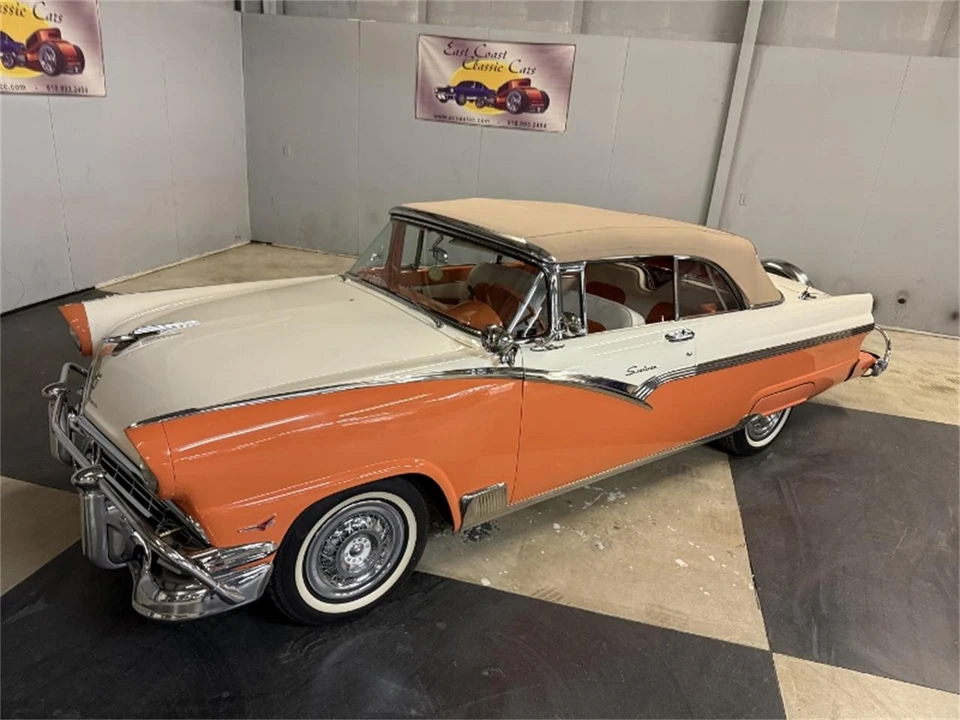 1956 Ford - Image 10 of 31