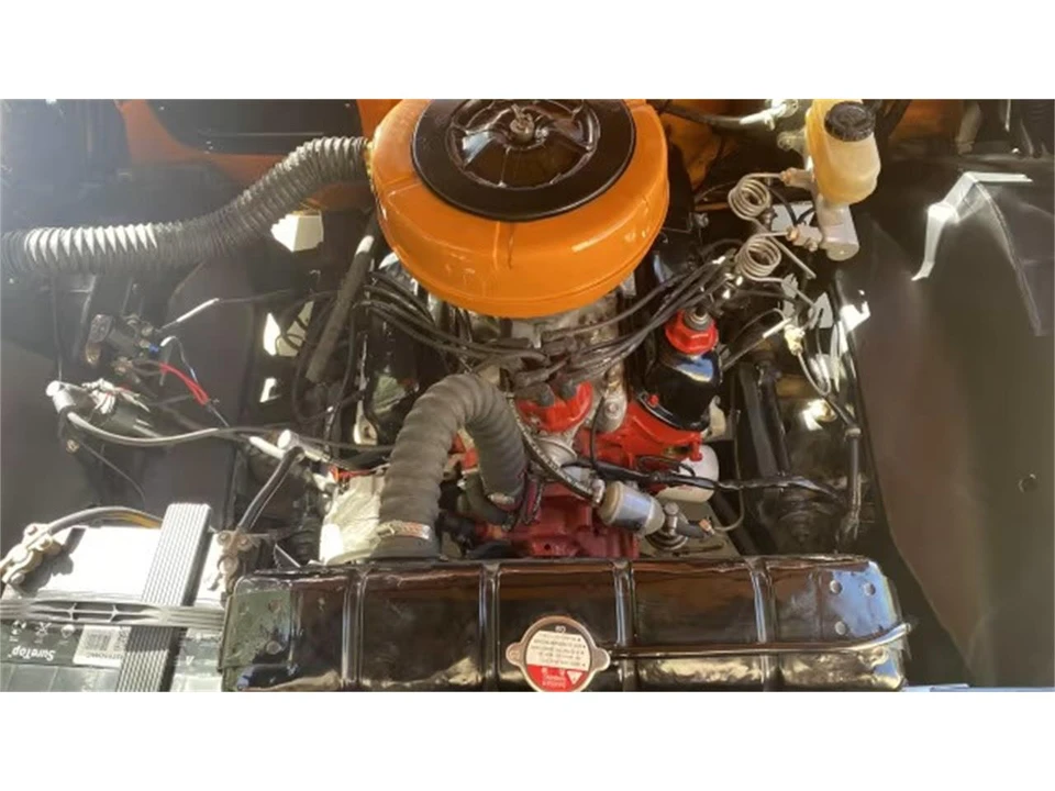 1956 Ford Fairlane 1st Gen - Image 16 of 19