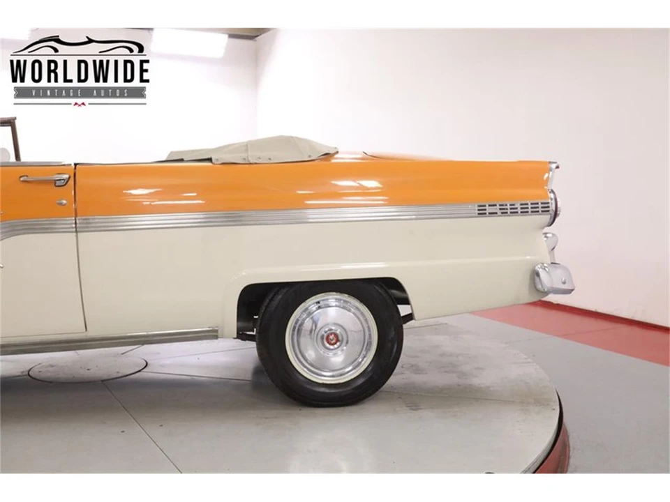 1956 Ford - Image 14 of 31