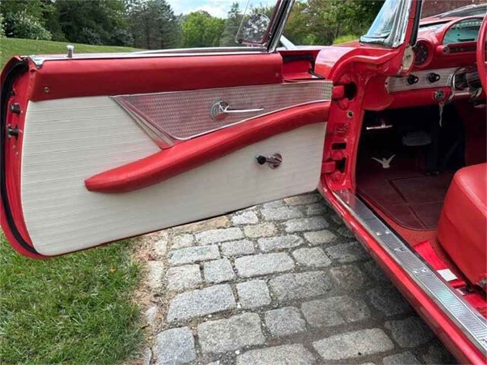 1956 Ford Thunderbird 1st Gen - Image 15 of 31