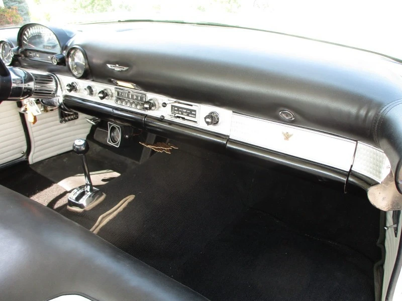 1956 Ford Thunderbird 1st Gen - Image 21 of 31