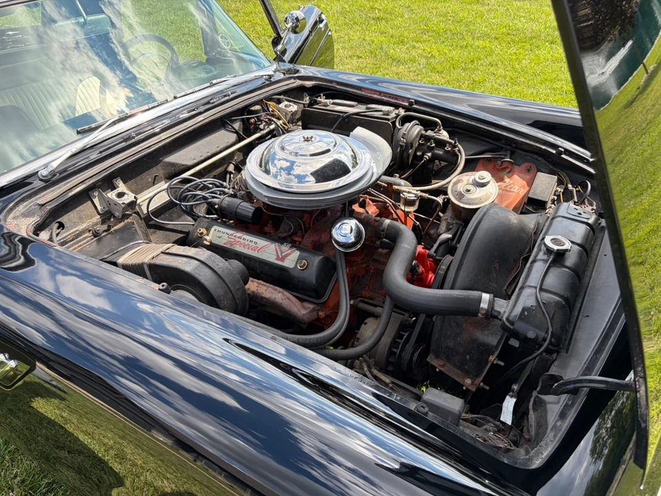 1956 Ford Thunderbird 1st Gen - Image 30 of 31