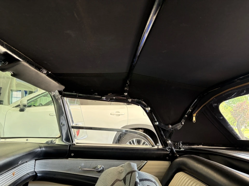 1956 Ford Thunderbird 1st Gen - Image 19 of 31