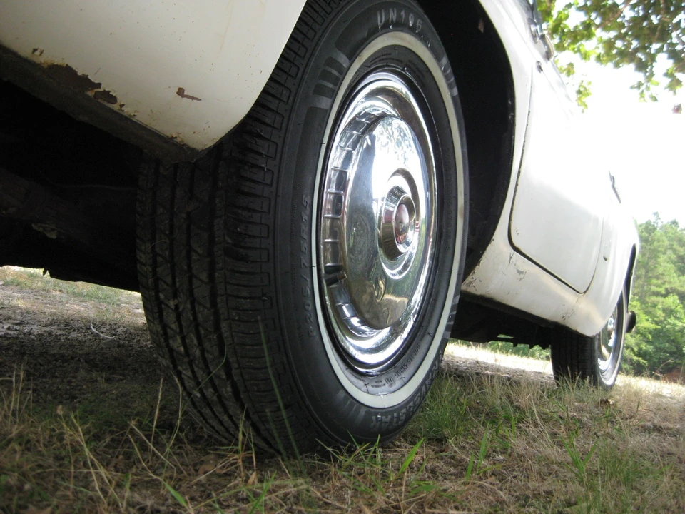 1956 Ford Thunderbird 1st Gen - Image 18 of 19