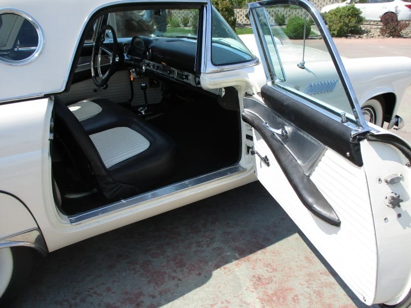 1956 Ford Thunderbird 1st Gen - Image 20 of 31