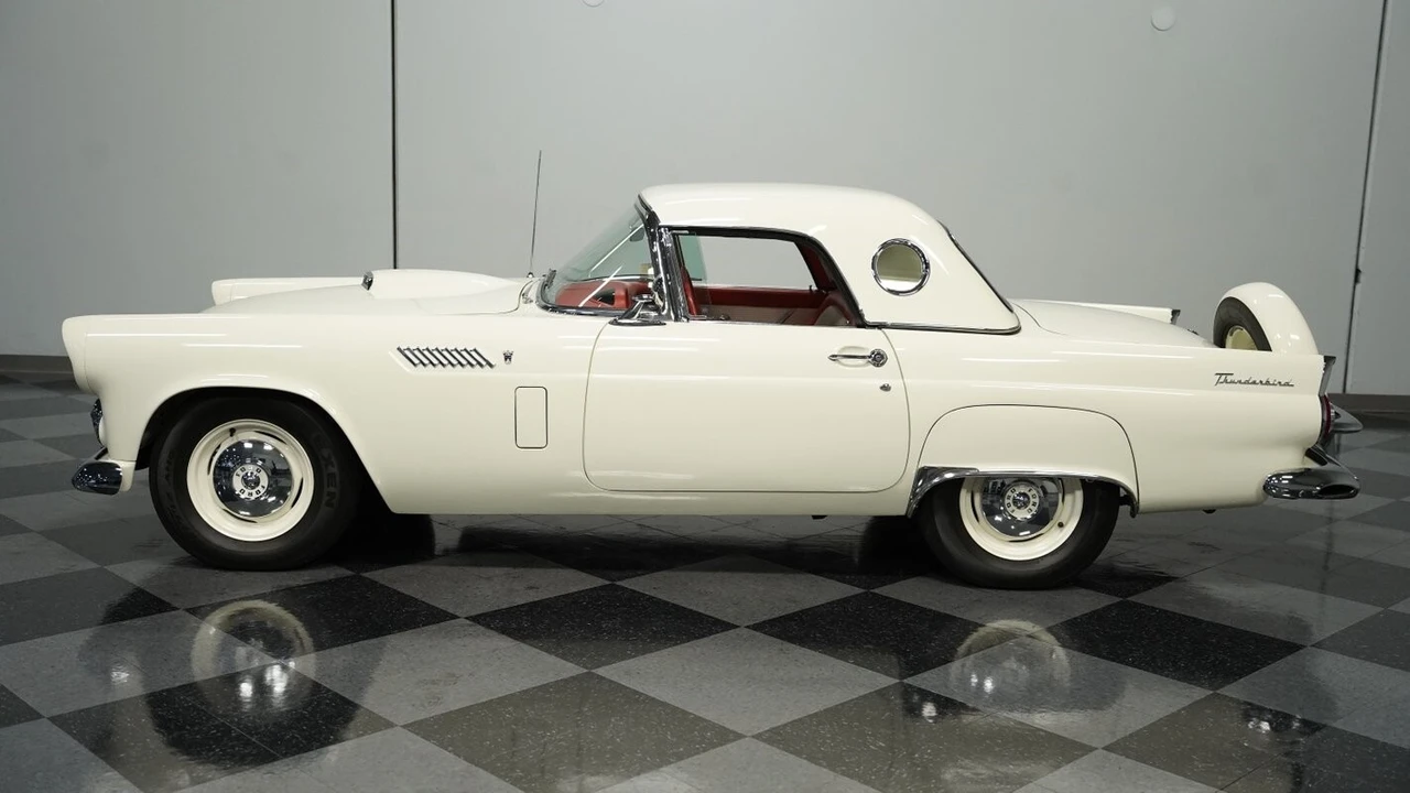 1956 Ford Thunderbird 1st Gen - Image 4 of 12