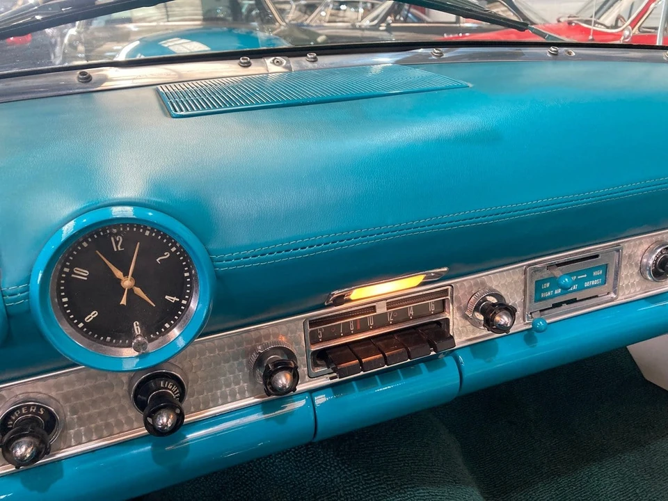1956 Ford Thunderbird 1st Gen - Image 21 of 31