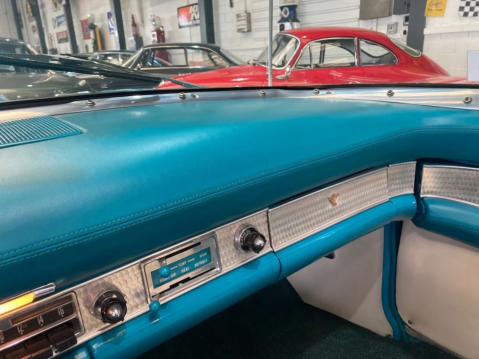 1956 Ford Thunderbird 1st Gen - Image 22 of 31