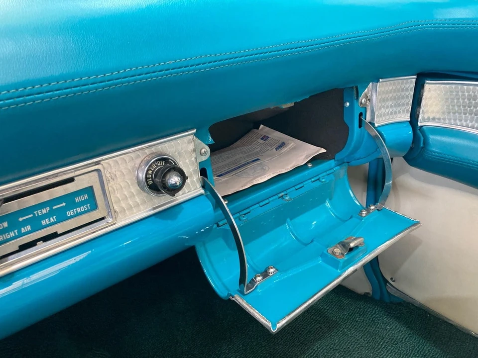 1956 Ford Thunderbird 1st Gen - Image 23 of 31