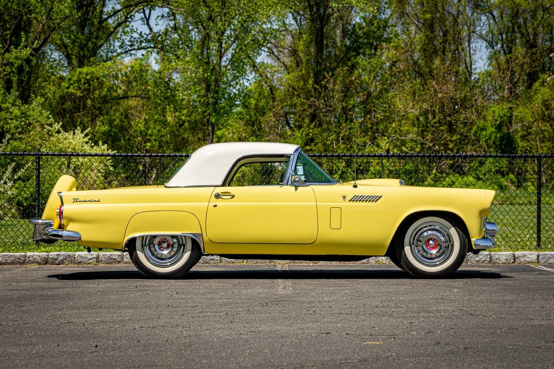 1956 Ford Thunderbird 1st Gen - Image 22 of 31