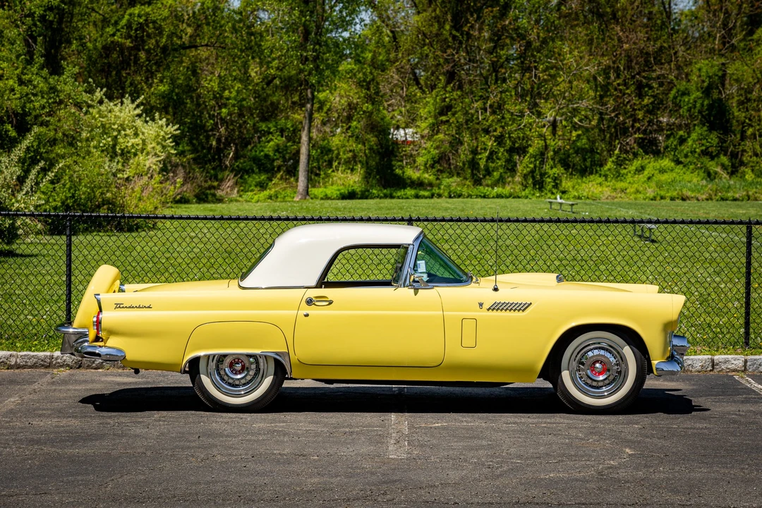 1956 Ford Thunderbird 1st Gen - Image 23 of 31