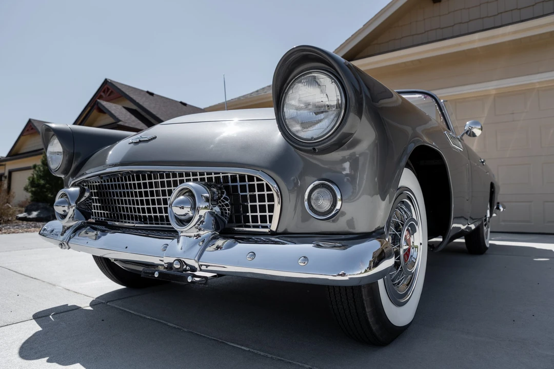 1956 Ford Thunderbird 1st Gen - Image 28 of 31
