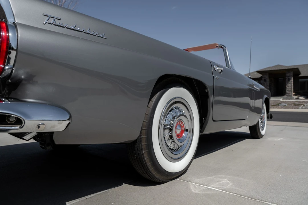 1956 Ford Thunderbird 1st Gen - Image 21 of 31