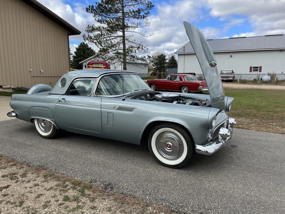 1956 Ford Thunderbird 1st Gen - Image 27 of 31