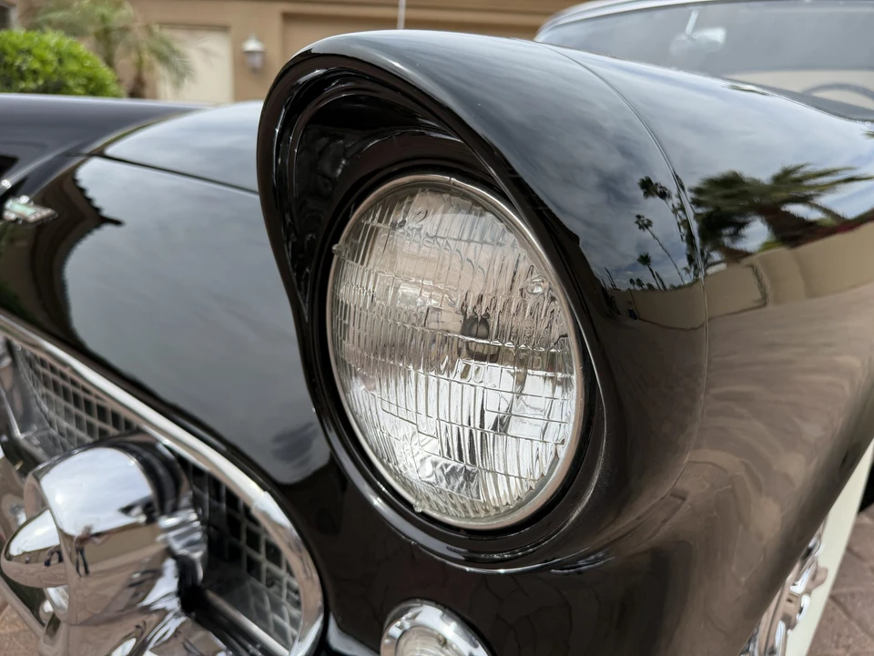 1956 Ford Thunderbird 1st Gen - Image 28 of 31