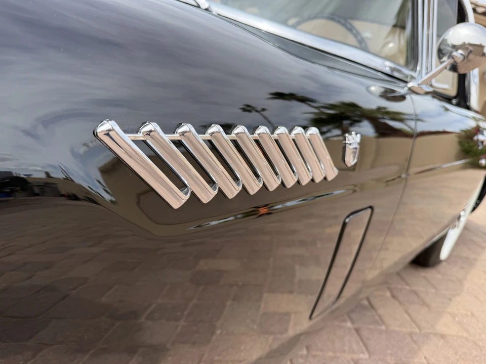 1956 Ford Thunderbird 1st Gen - Image 25 of 31