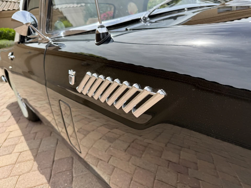 1956 Ford Thunderbird 1st Gen - Image 24 of 31