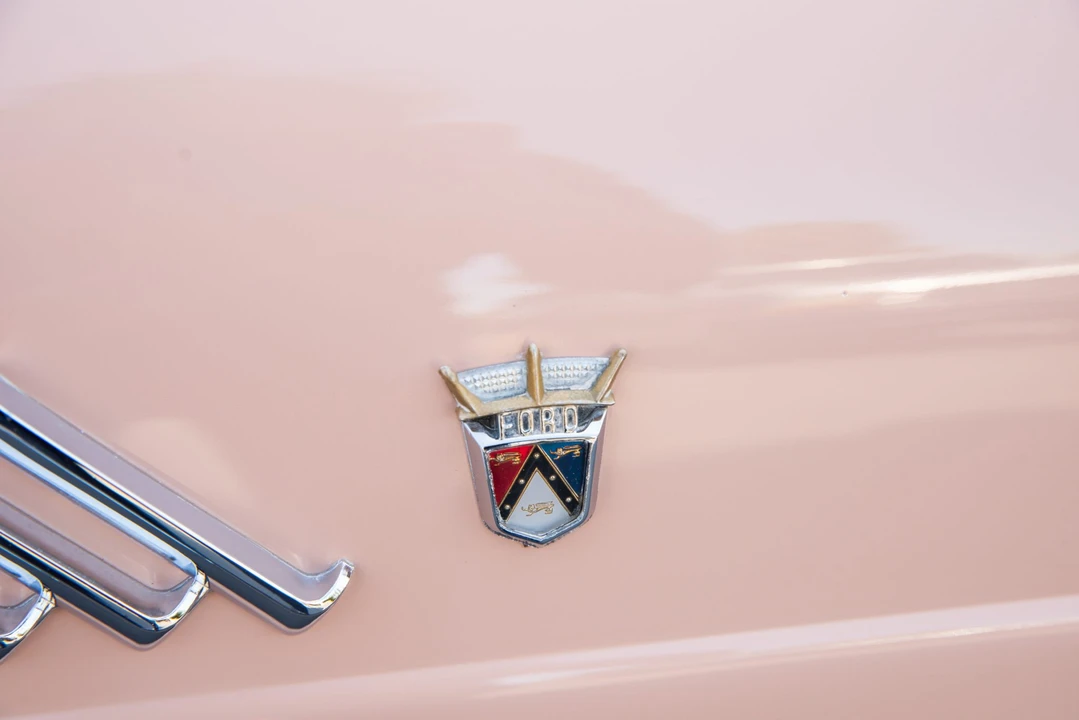 1956 Ford Thunderbird 1st Gen - Image 25 of 31