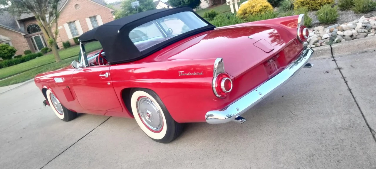 1956 Ford Thunderbird 1st Gen - Image 29 of 31