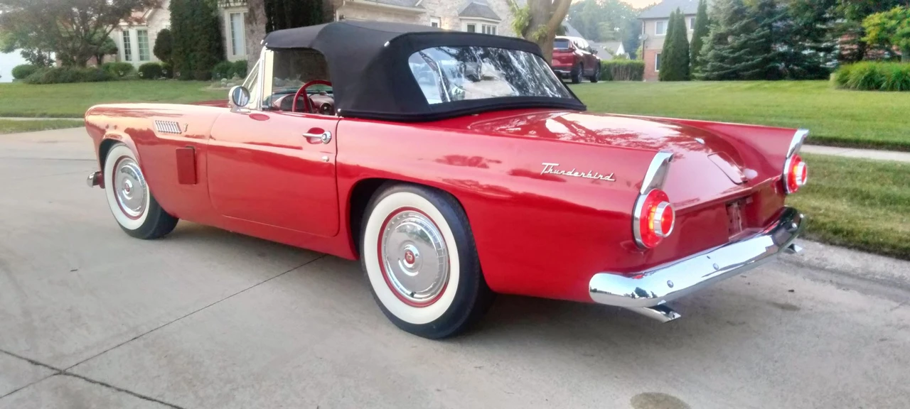 1956 Ford Thunderbird 1st Gen - Image 28 of 31
