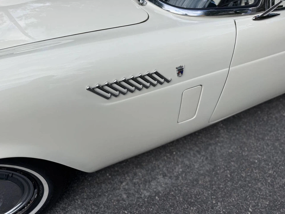 1956 Ford Thunderbird 1st Gen - Image 19 of 31