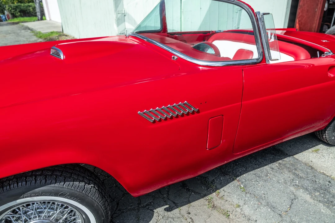 1956 Ford Thunderbird 1st Gen - Image 19 of 31