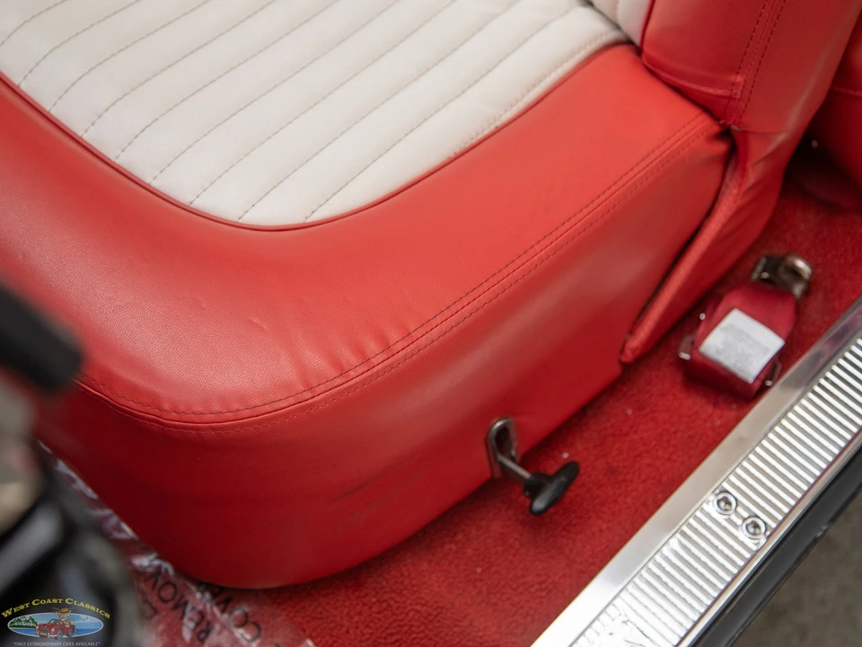 1956 Ford Thunderbird 1st Gen - Image 29 of 31