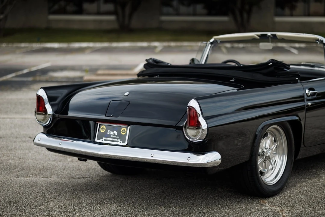 1956 Ford Thunderbird 1st Gen - Image 19 of 21