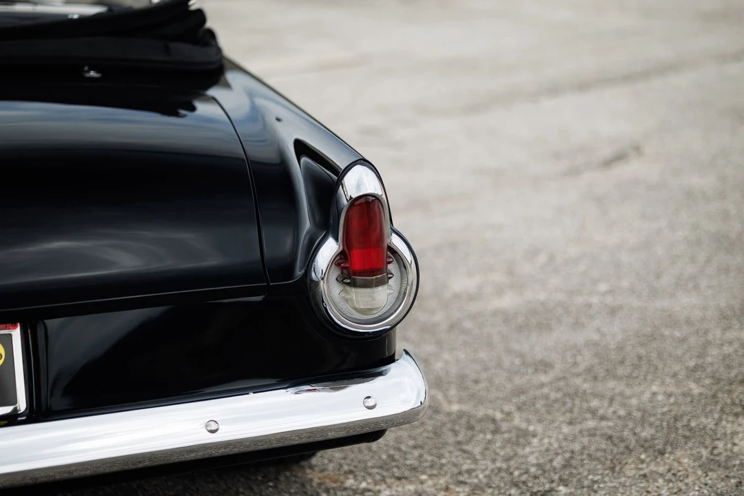 1956 Ford Thunderbird 1st Gen - Image 28 of 31