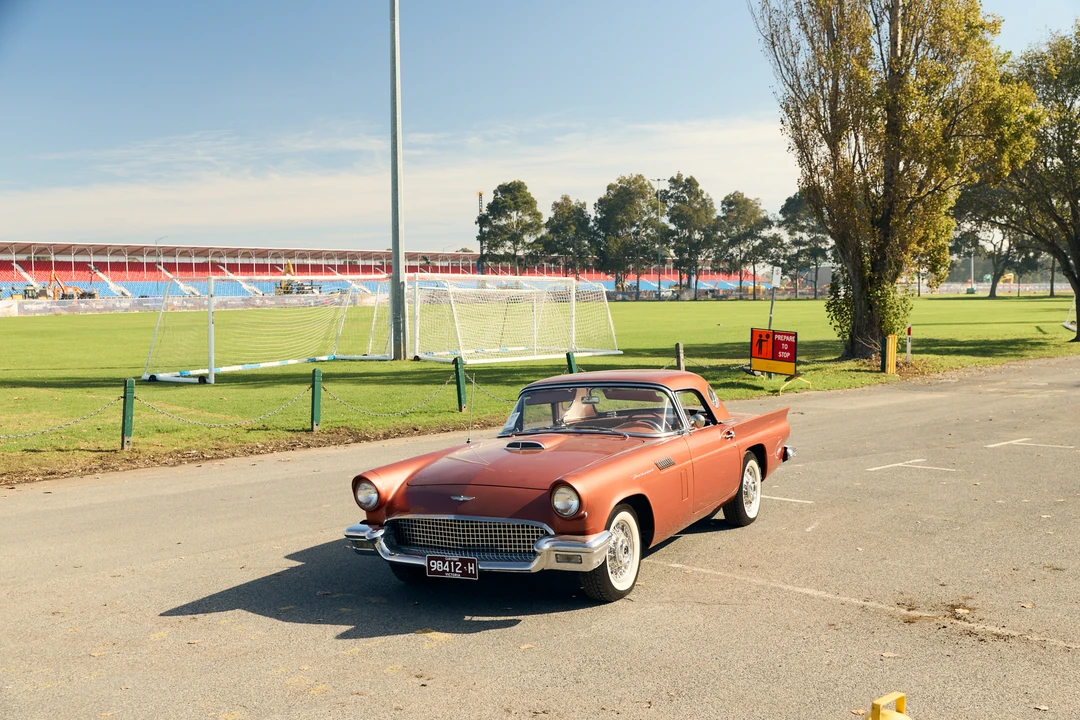 1956 Ford Thunderbird 1st Gen - Image 19 of 31