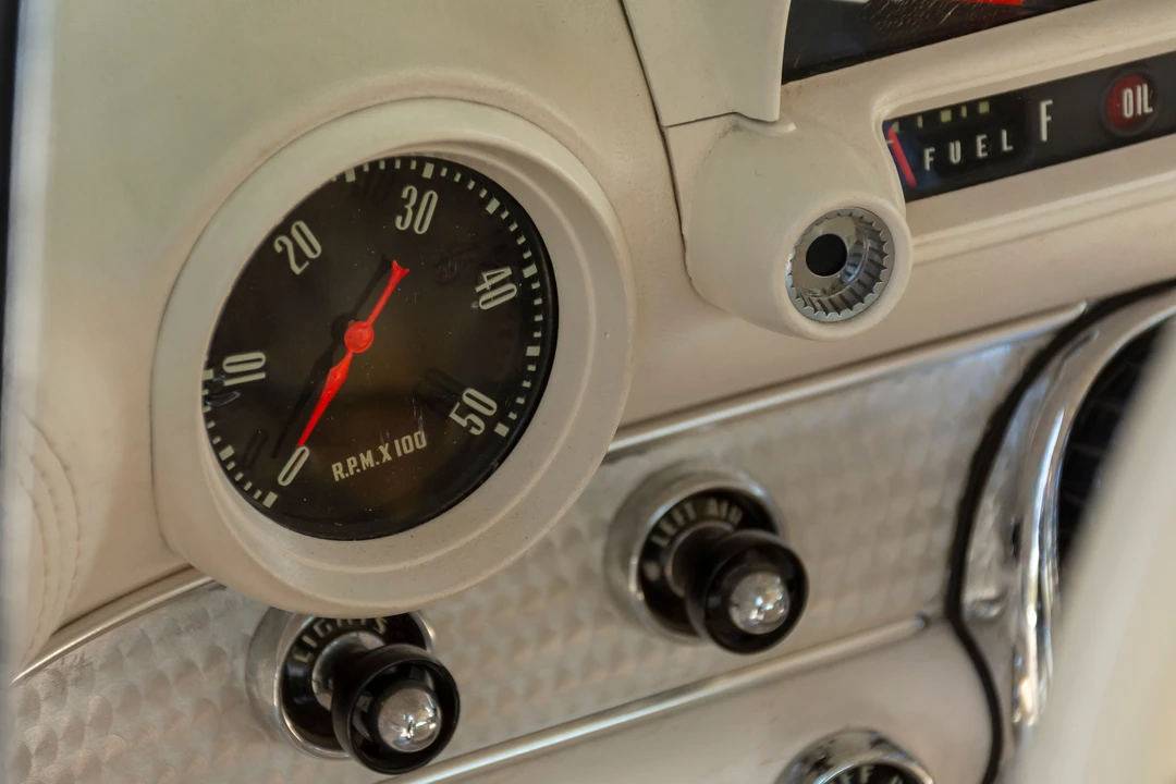 1956 Ford Thunderbird 1st Gen - Image 22 of 31