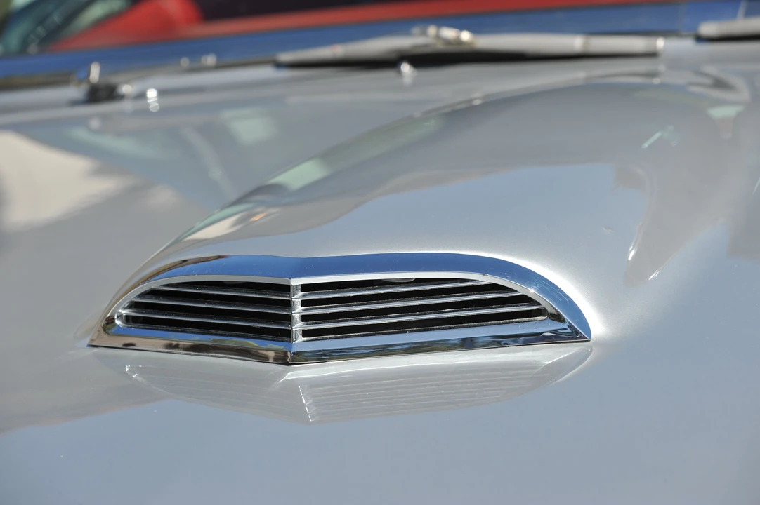 1956 Ford Thunderbird 1st Gen - Image 2 of 8