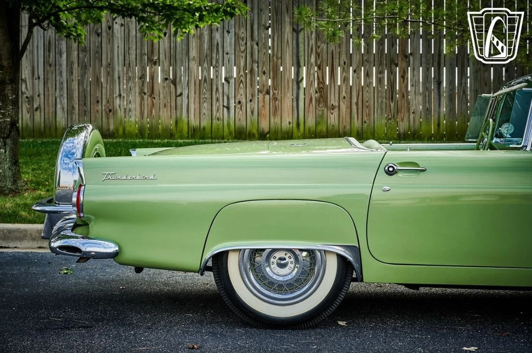 1956 Ford Thunderbird 1st Gen - Image 29 of 31