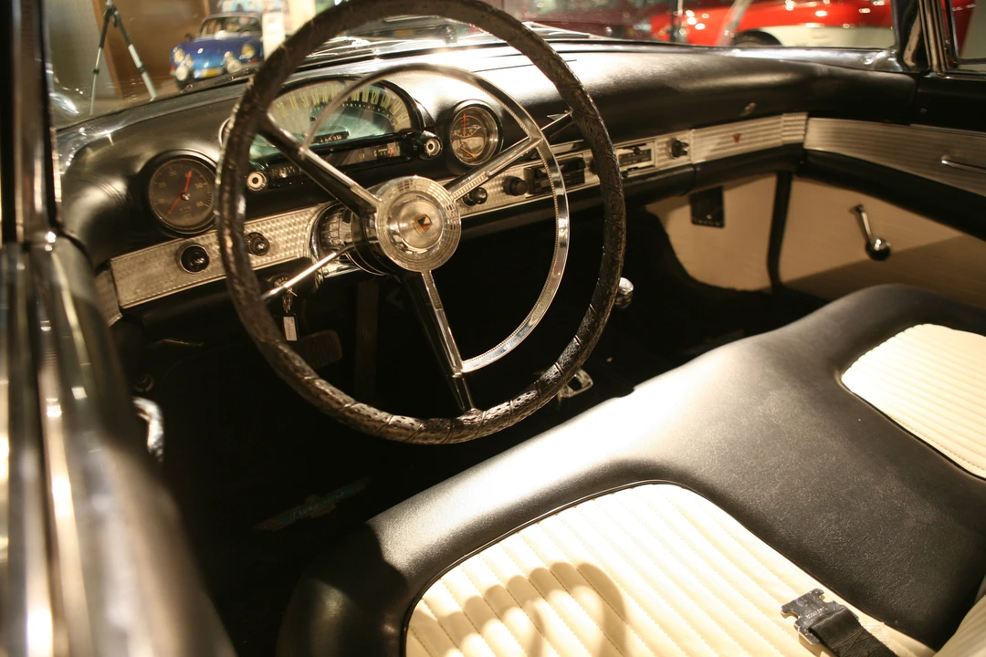 1956 Ford Thunderbird 1st Gen - Image 6 of 8