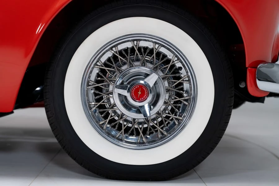 1956 Ford Thunderbird 1st Gen - Image 19 of 31