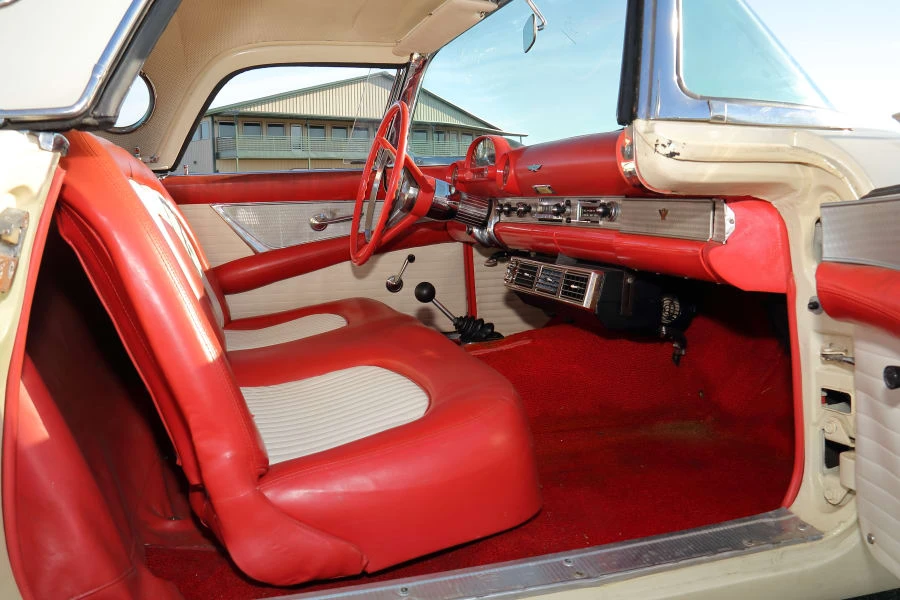 1956 Ford Thunderbird 1st Gen - Image 23 of 31