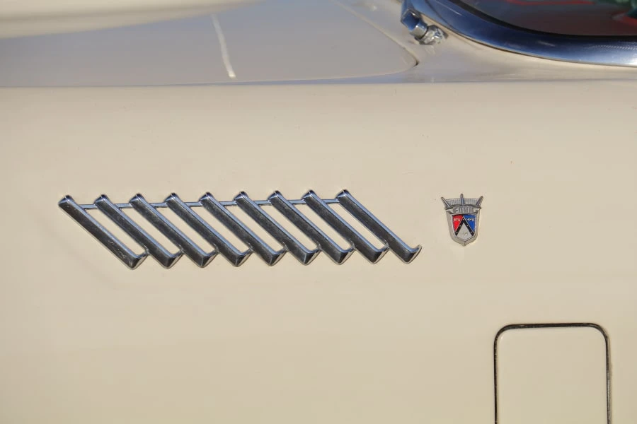 1956 Ford Thunderbird 1st Gen - Image 17 of 31