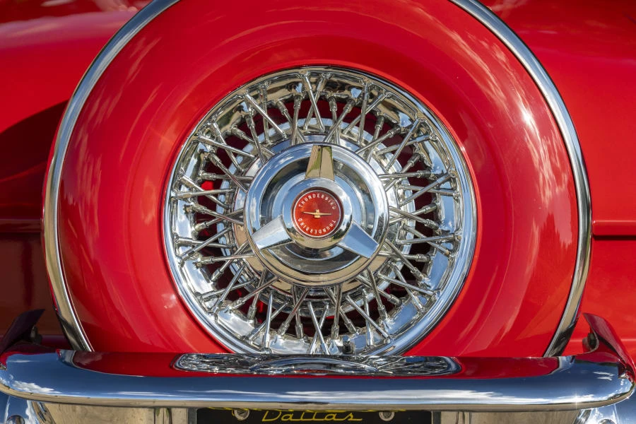 1956 Ford Thunderbird 1st Gen - Image 26 of 31