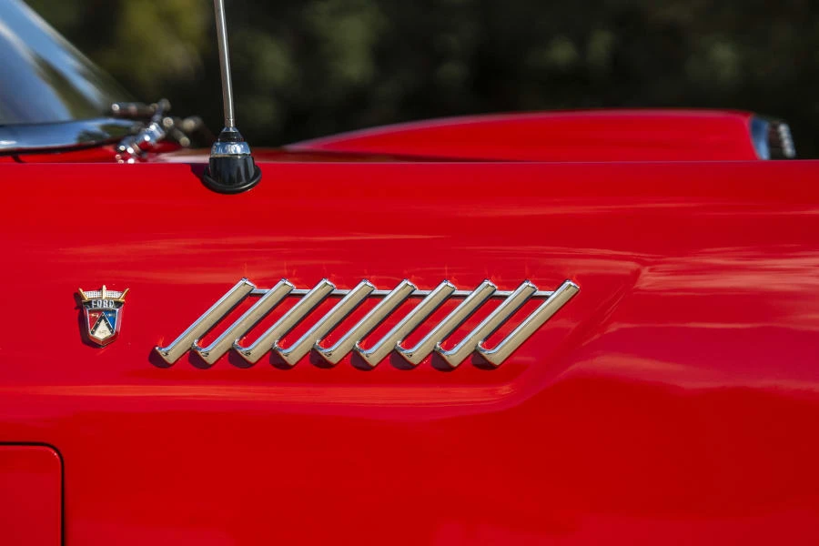 1956 Ford Thunderbird 1st Gen - Image 22 of 31