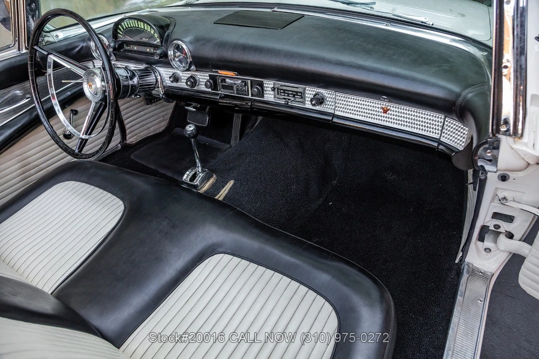 1956 Ford Thunderbird 1st Gen - Image 26 of 31