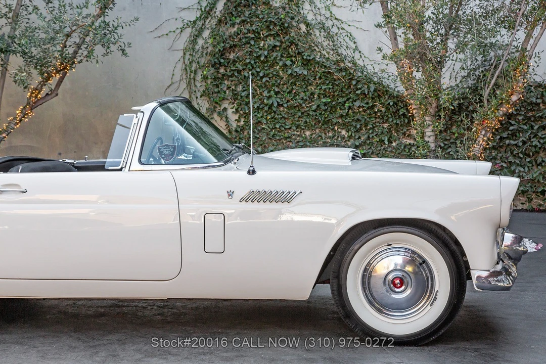 1956 Ford Thunderbird 1st Gen - Image 17 of 31