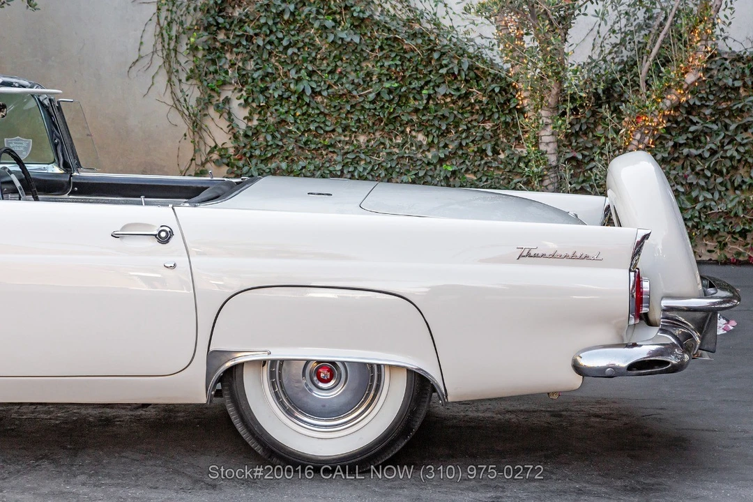 1956 Ford Thunderbird 1st Gen - Image 20 of 31