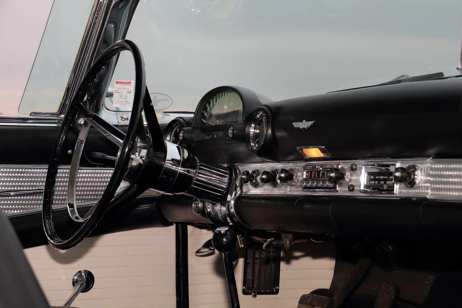 1956 Ford Thunderbird 1st Gen - Image 29 of 31