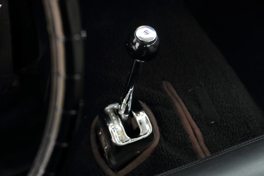 1956 Ford Thunderbird 1st Gen - Image 24 of 31