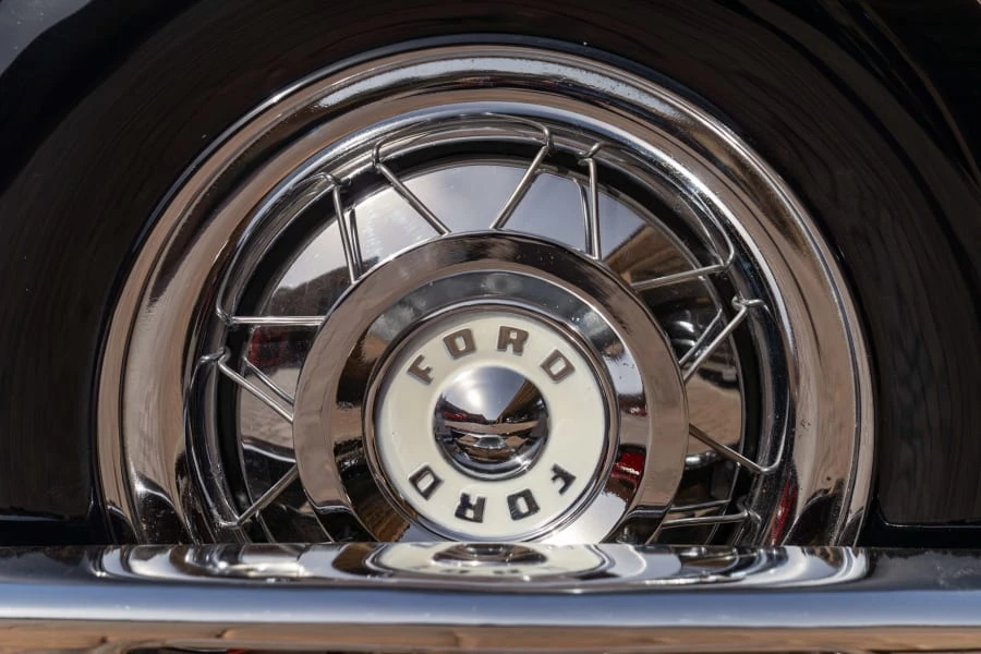 1956 Ford Thunderbird 1st Gen - Image 13 of 22