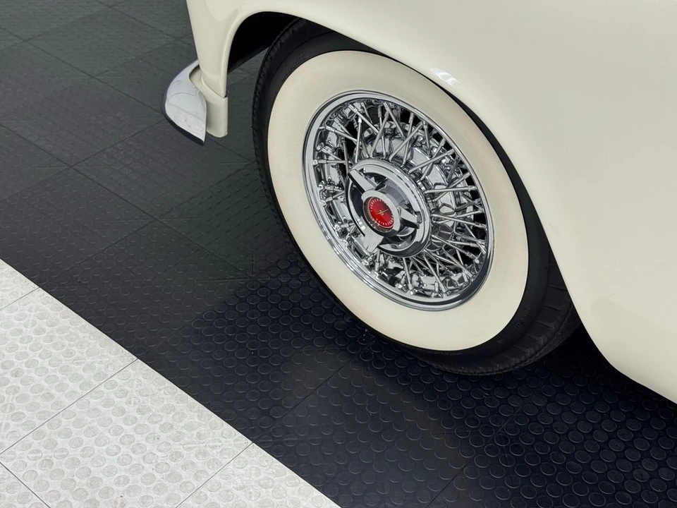 1956 Ford Thunderbird 1st Gen - Image 11 of 12