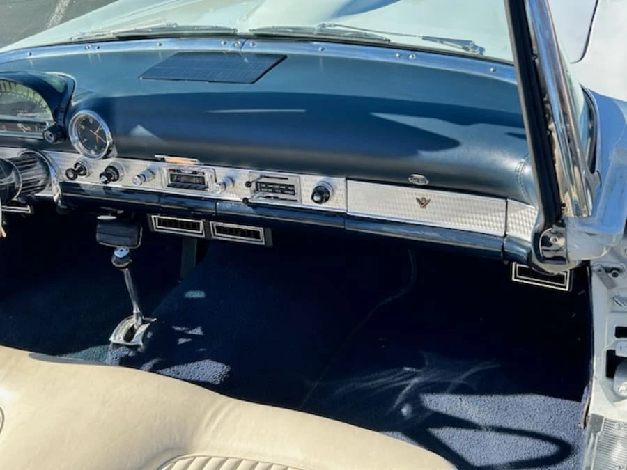 1956 Ford Thunderbird 1st Gen - Image 19 of 31